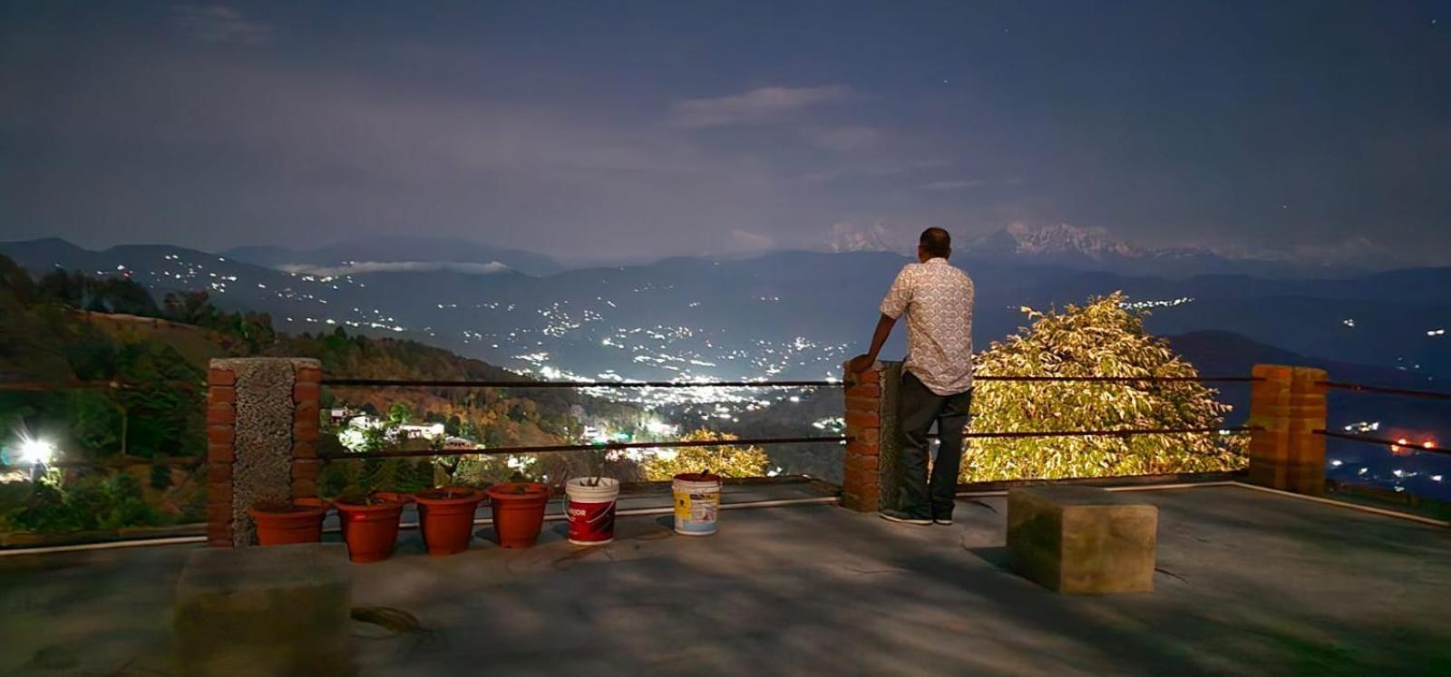 Golden Himalaya Homestay Каусани Екстериор снимка